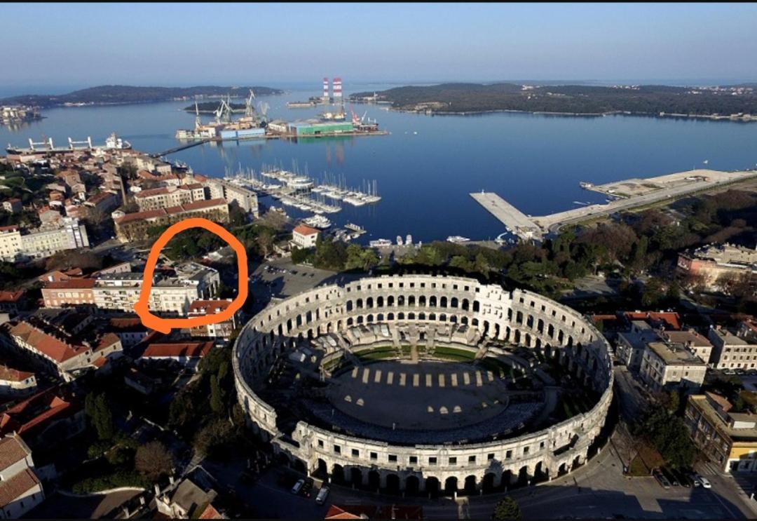 Artistic Luxury Flat With Colosseum View * Pula