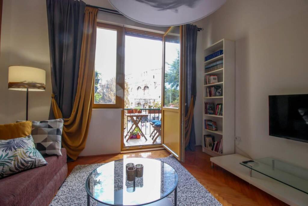 Apartment Artistic Luxury Flat With Colosseum View Pula