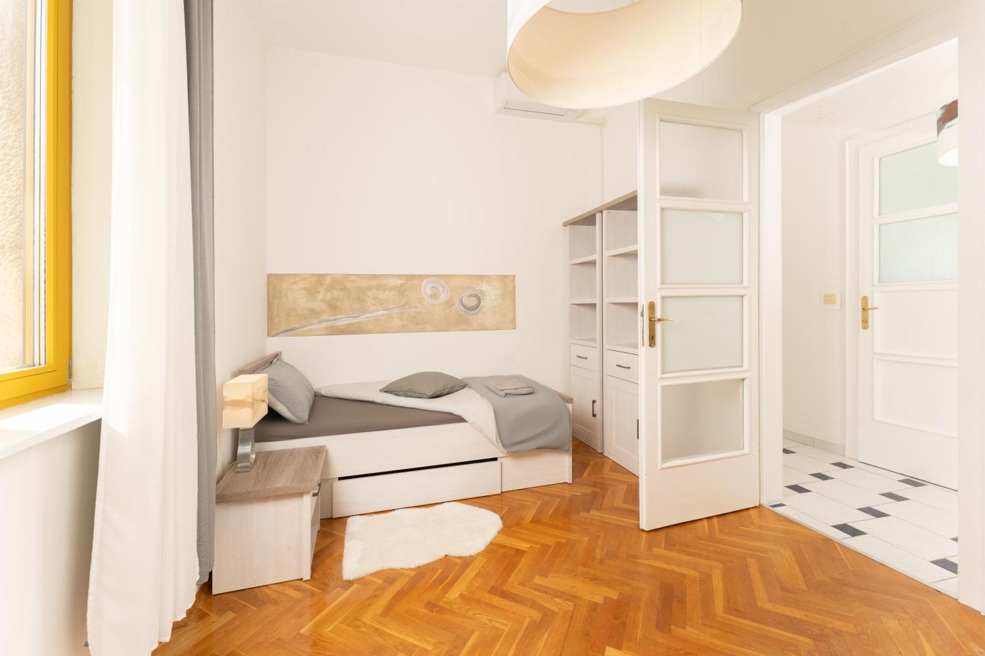 Apartment Artistic Luxury Flat With Colosseum View