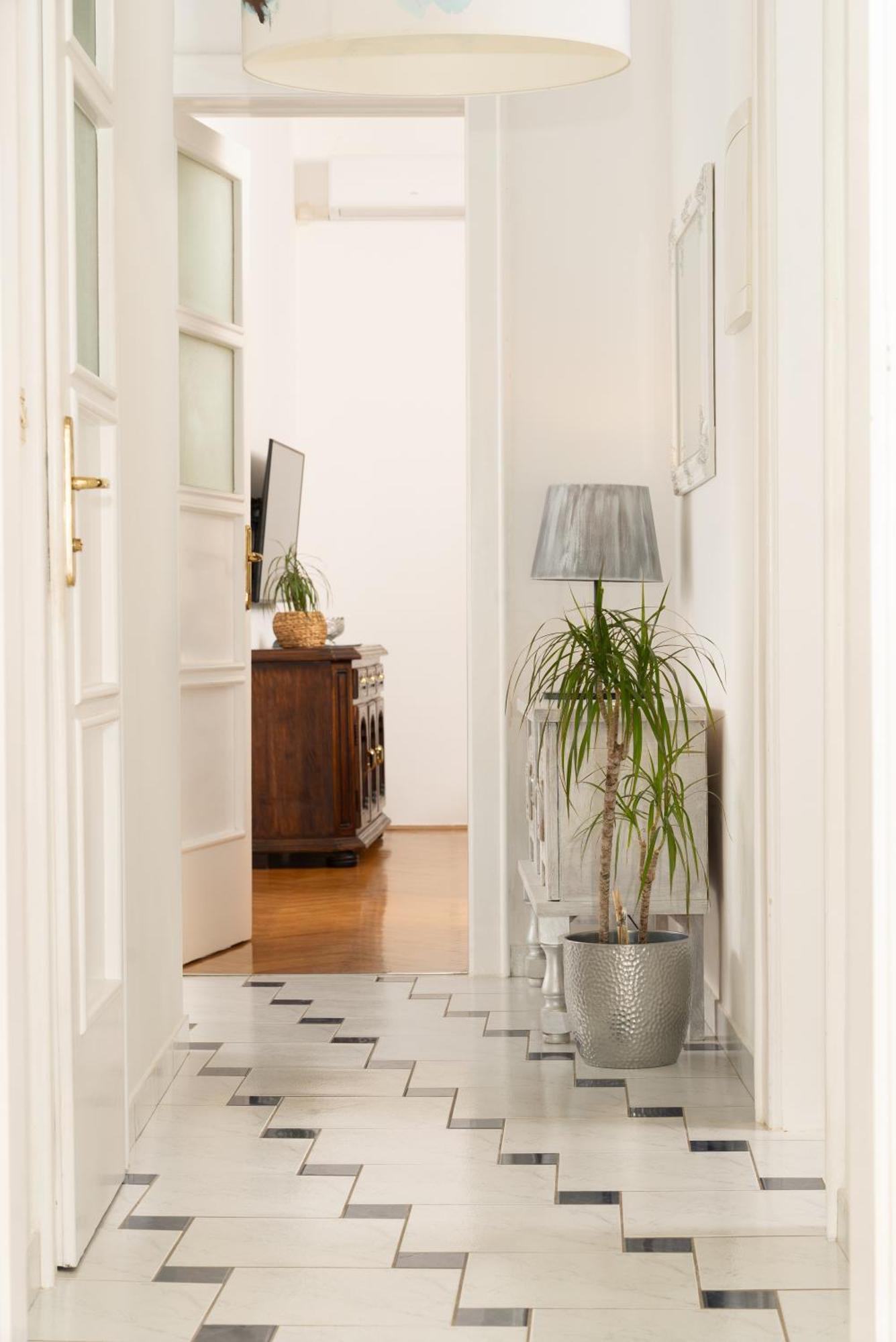 Artistic Luxury Flat With Colosseum View Pula